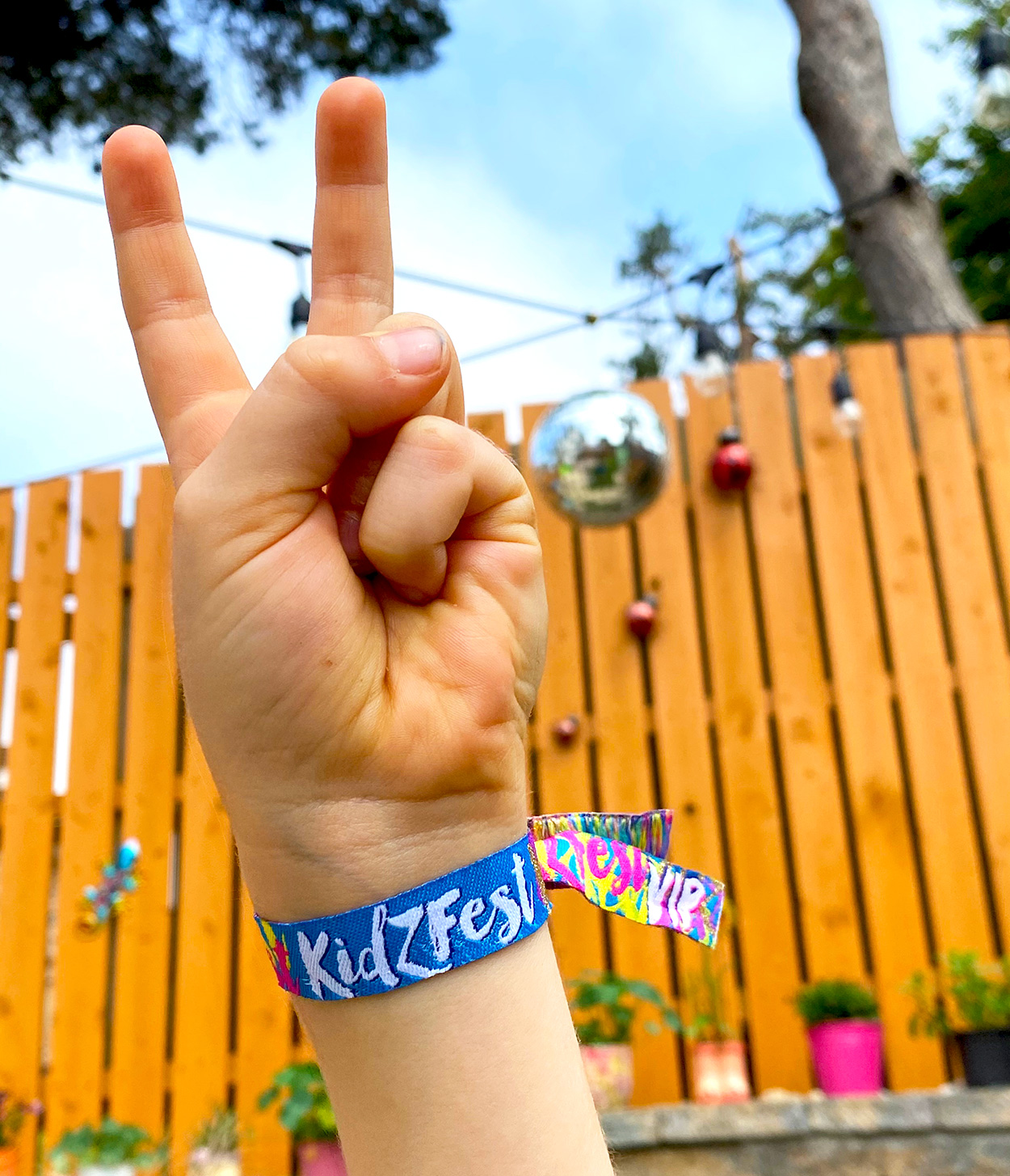 kidzfest festival childrens birthday party glastkidzbury glasto kids wristbands